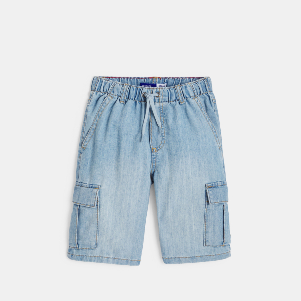 شورت برمودا من الجينز باللون الأزرق الباهت للأولاد.